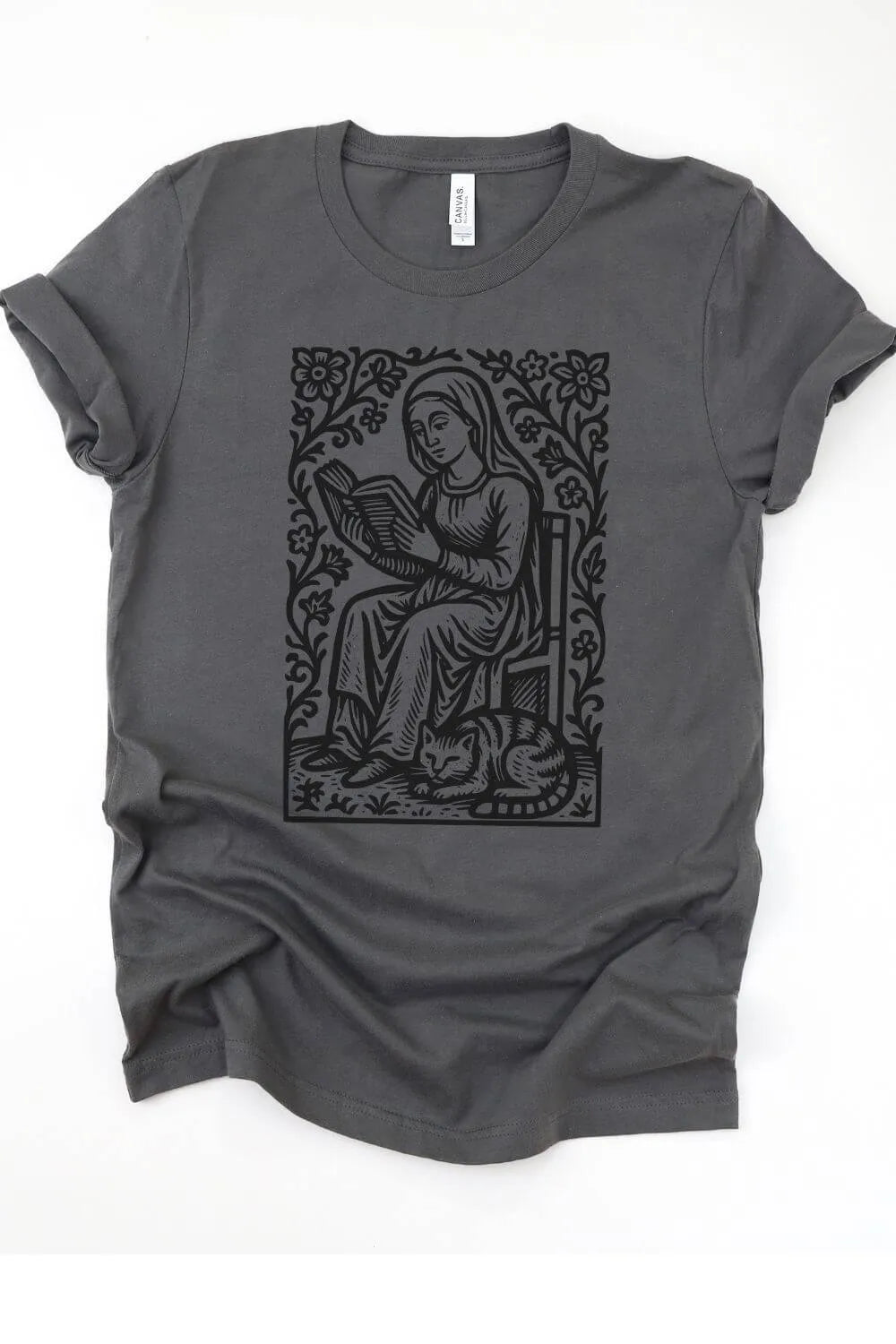 Cozy Reading Aesthetic T-Shirt - Vintage Reader & Cat Graphic Tee - Book Lover Shirt