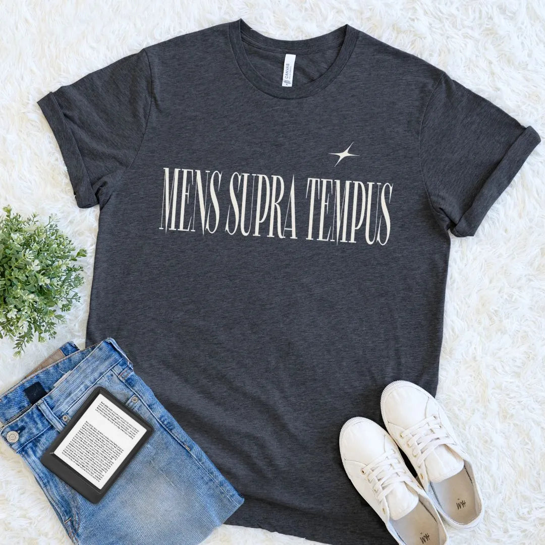 dark academia T-shirt with ivory “Mens Supra Tempus” Latin quote mind beyond times 