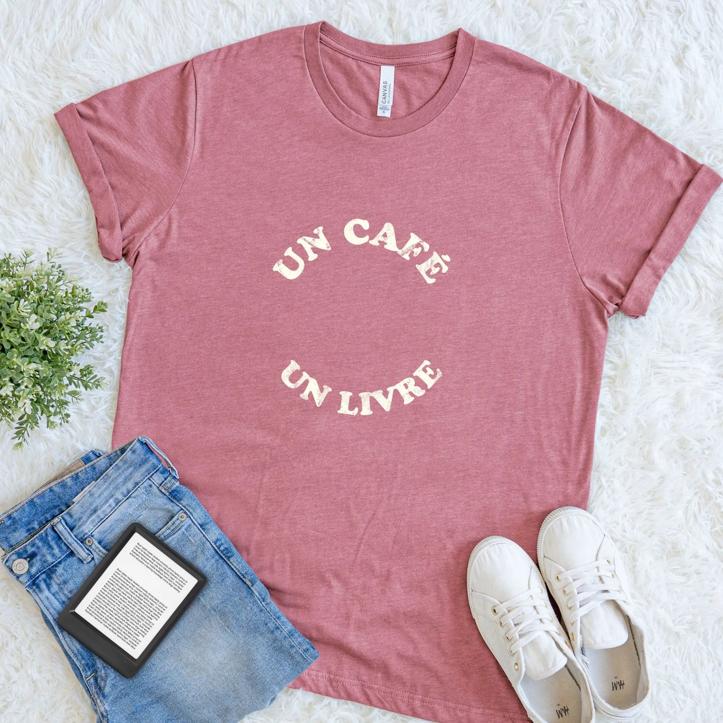 French inspired bookish T-shirt celebrating coffee and books for readers in heather mauve color 