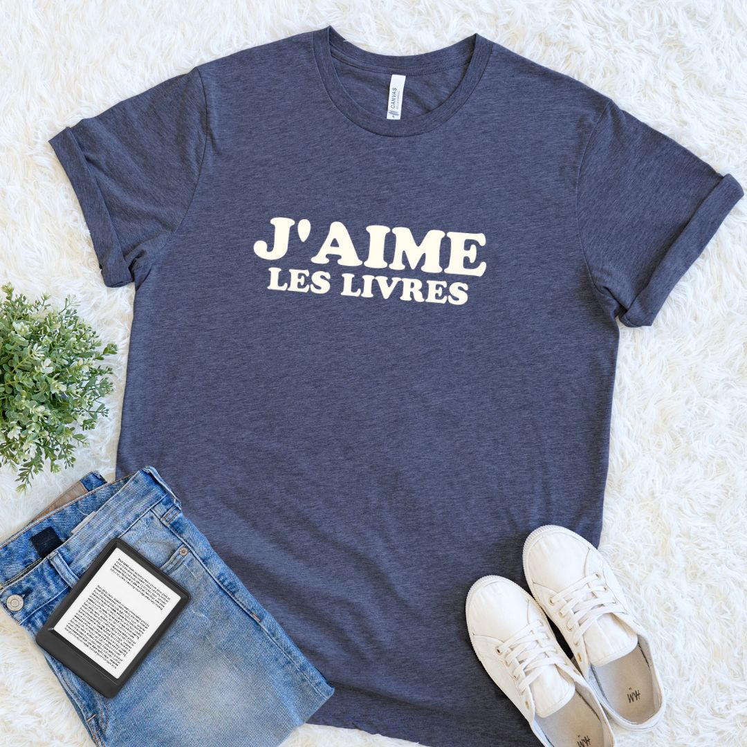 Heather navy I Love Books T-shirt with retro French-inspired lettering for devoted readers